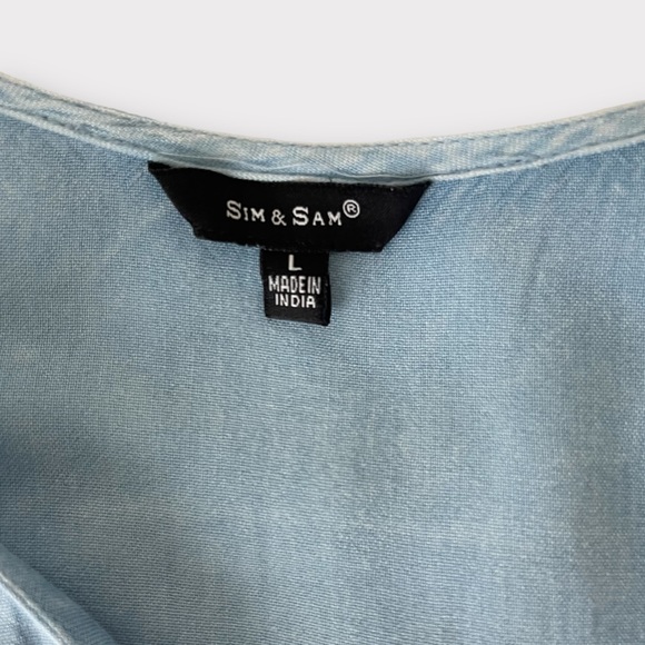 Cropped Button-up Ruffled Sleeve Top Sz L - Picture 4 of 5